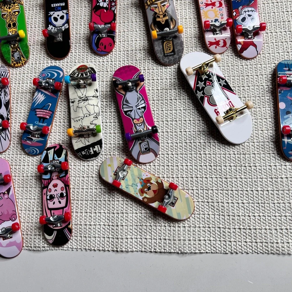Tech‎ Deck Danny Way Mega Halfpipe Plan B Ramp Set with 15 Fingerboards Lot
